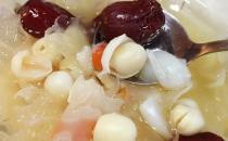 卵巢早衰危害大 常吃它们防止卵巢早衰