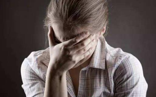 你不是真正的快乐 外向的人也会有抑郁