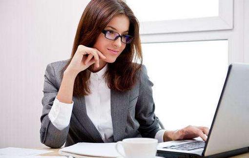 几招小运动帮你有效预防便秘