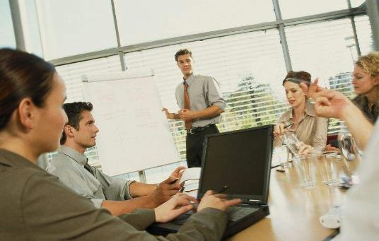 导致头发变白的原因有哪些