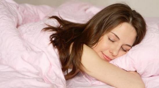 睡眠不足时身体会发出什么信号