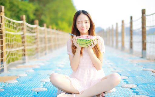 如何预防驼背？驼背有什么危害