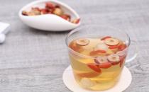 美食调理 养出“小白脸”