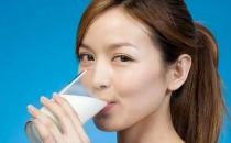 盘点错误的喝牛奶方式