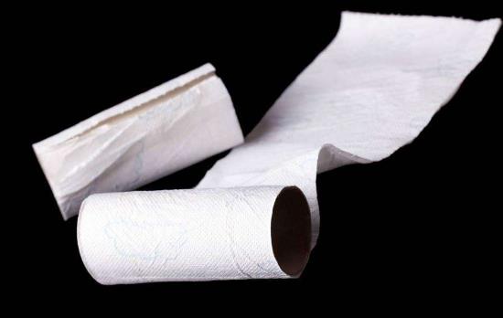 卫生纸越白添加剂越多吗