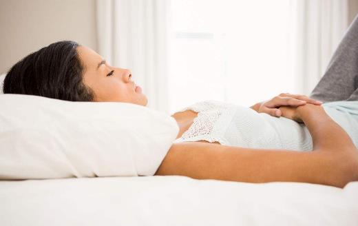 这些营养元素帮你缓解痛经