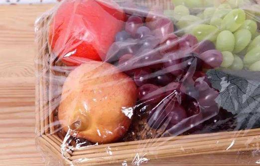 哪些食物不能用保鲜膜包？