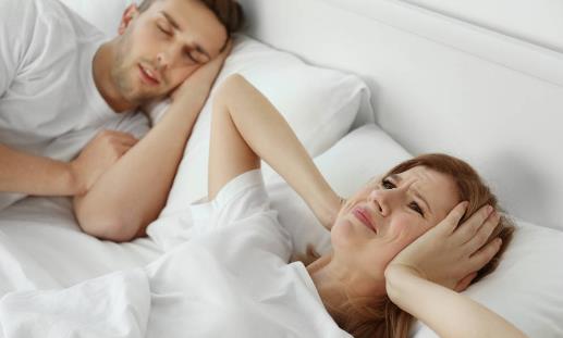 睡觉时身体猛然一抽是怎么回事