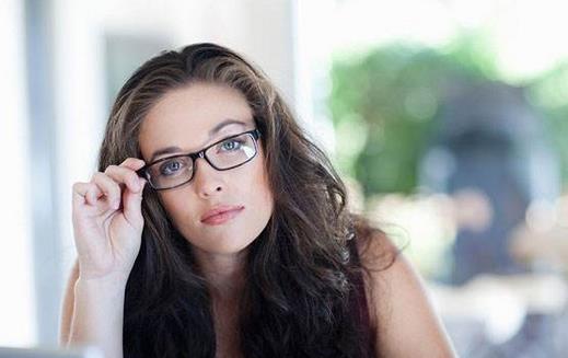 经期长痘总是长痘该怎么办