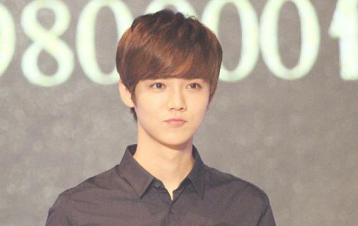 鹿晗个人资料简介 鹿晗照片 明星鹿晗的QQ号 鹿晗新歌推荐