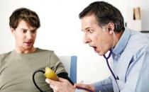 中老年男性血压易升高 四种食物帮你降血压