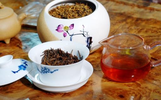 春节期间容易增加脂肪 这几种茶饮助你消脂
