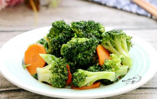 越吃越年轻的排毒蔬菜 吃出来的年轻才健康