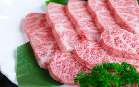 这些习惯会增加食物中毒风险 应该多多留意