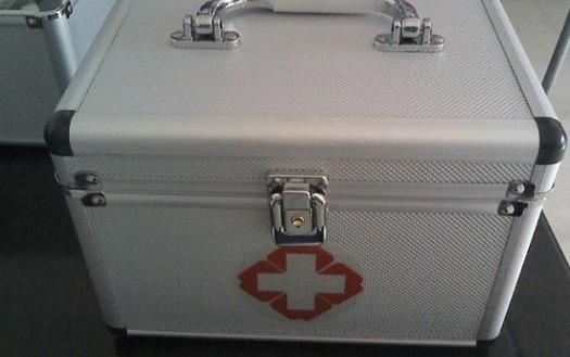 自备家庭急救箱 家庭急救箱所应包含的物品清单