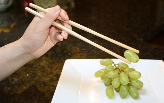 正确使用筷子是我们的必修课程 使用筷子的注意事项