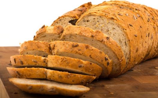 面包放好久不变坏 需要顾虑的是用非法添加物来防腐