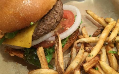 垃圾食品易导致动脉硬化 甚至还会缩短人的寿命