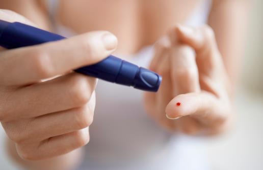 糖尿病并发症及时就医 锻炼和饮食是糖尿病治疗基石