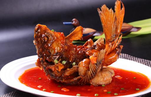 糖醋鱼怎样才能做出饭店味道?只需掌握这个技巧,简单好