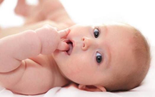 母乳是母亲给予婴儿的特别礼物 母乳喂养注意事项