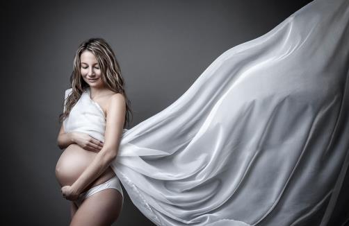 危险食物名单孕期需谨慎 孕妇生活小妙招去水肿