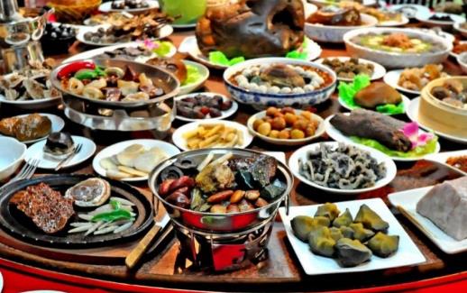 下馆子注意食物搭配 集体聚餐安全常识