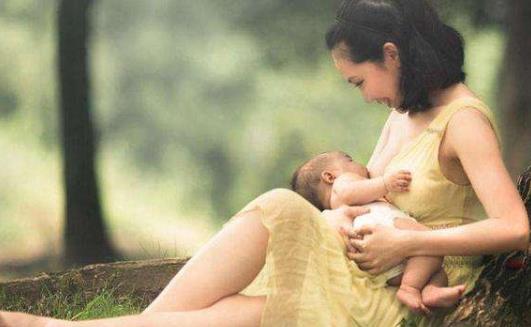 母乳是小儿最理想的天然食品 母乳的三大免疫功能（母乳是婴儿的最佳天然食品,能供给）