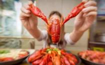 夏季吃下龙虾的原则注意事项 吃不对会致命