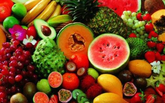 宝宝吃水果有讲究 食用水果的误区要避开