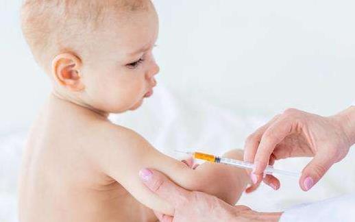 宝宝打各种疫苗以预防疾病 宝宝预防接种的异常反应