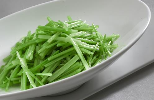 吃芹菜能够排毒清肠？“清肠”可以清宿便？答案可能在你