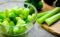 芹菜是不是天然的降压菜 芹菜的功效分析与食谱推荐 