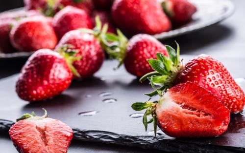 吃草莓有什么好处 滋养养血防便秘