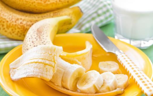香蕉是胃病患者理想的食疗佳果 补充能量降低坏胆固醇