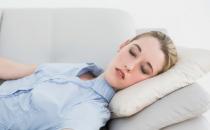 午觉何时睡睡多久才健康 睡午觉的正确姿势解锁