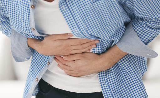 推荐四种缓解急性胃疼的方法
