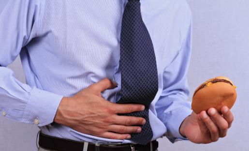 推荐四种缓解急性胃疼的方法