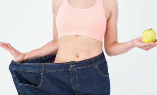 女人体重自测表，若保持这个范围，恭喜你了，身体不算肥