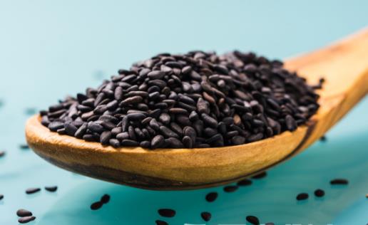 六款黑芝麻简单食疗方 还你秀发美肤