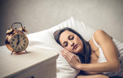 你会越睡越累 6个原因来告诉你答案