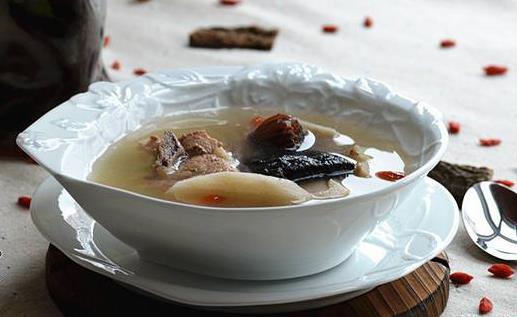 抵抗力不够易感冒 秋季养生八款药膳