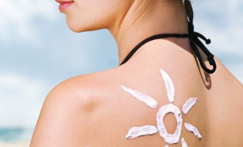 出门不防晒可能会致皮肤癌 一年365天天天都是防晒日