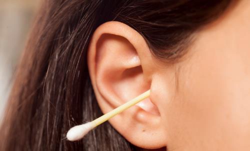 耳屎是怎么形成的？需要掏耳朵吗？