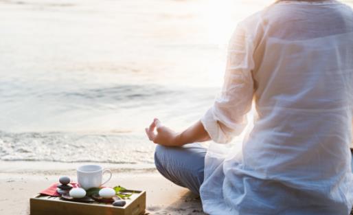 静坐冥想更有益健康 能减轻生活的压力