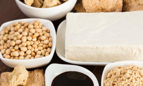 吃豆制品补钙、补充蛋白质，吃多了也有坏处？尤其是豆泡