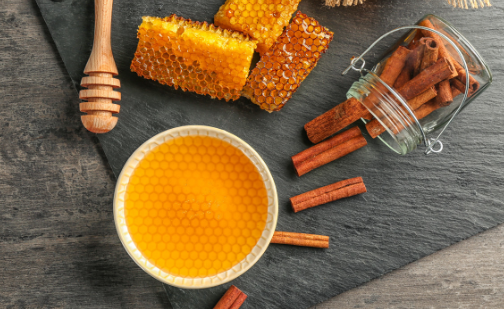 蜂蜜水缓解疲劳还可以改善睡眠 蜂蜜的正确食用方法