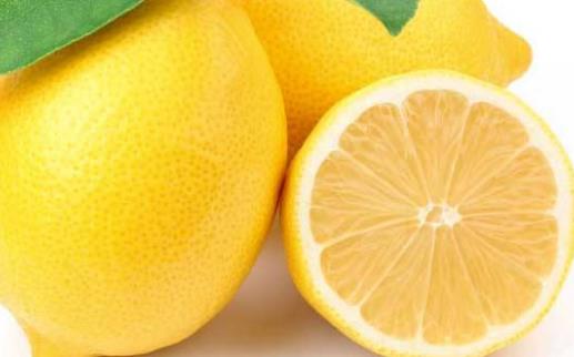 柠檬蜂蜜水的功效 喝柠檬蜂蜜水的8大禁忌