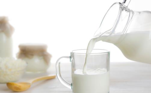 牛奶营养价值很高 你知道喝牛奶的注意事项吗