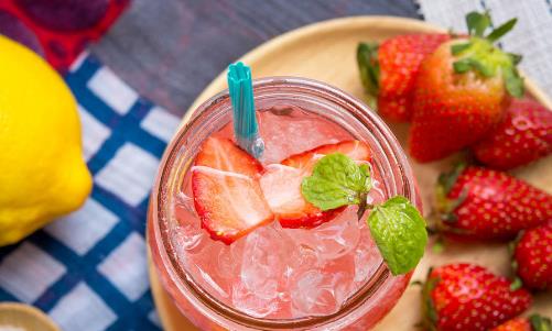 草莓汁的营养价值和作用 草莓汁的家常简单做法